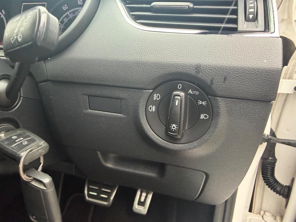 Used Skoda Octavia 2014 for sale - 77679152: Photo 23