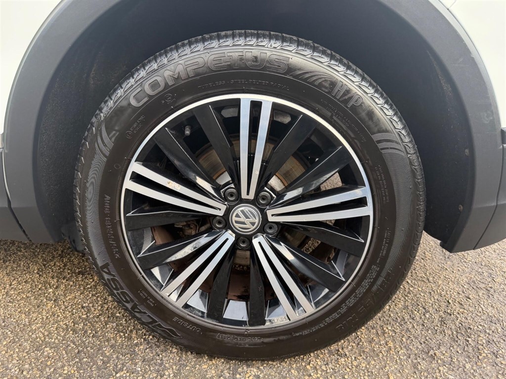 Used Volkswagen Tiguan 2019 for sale - 77347612: Photo 14