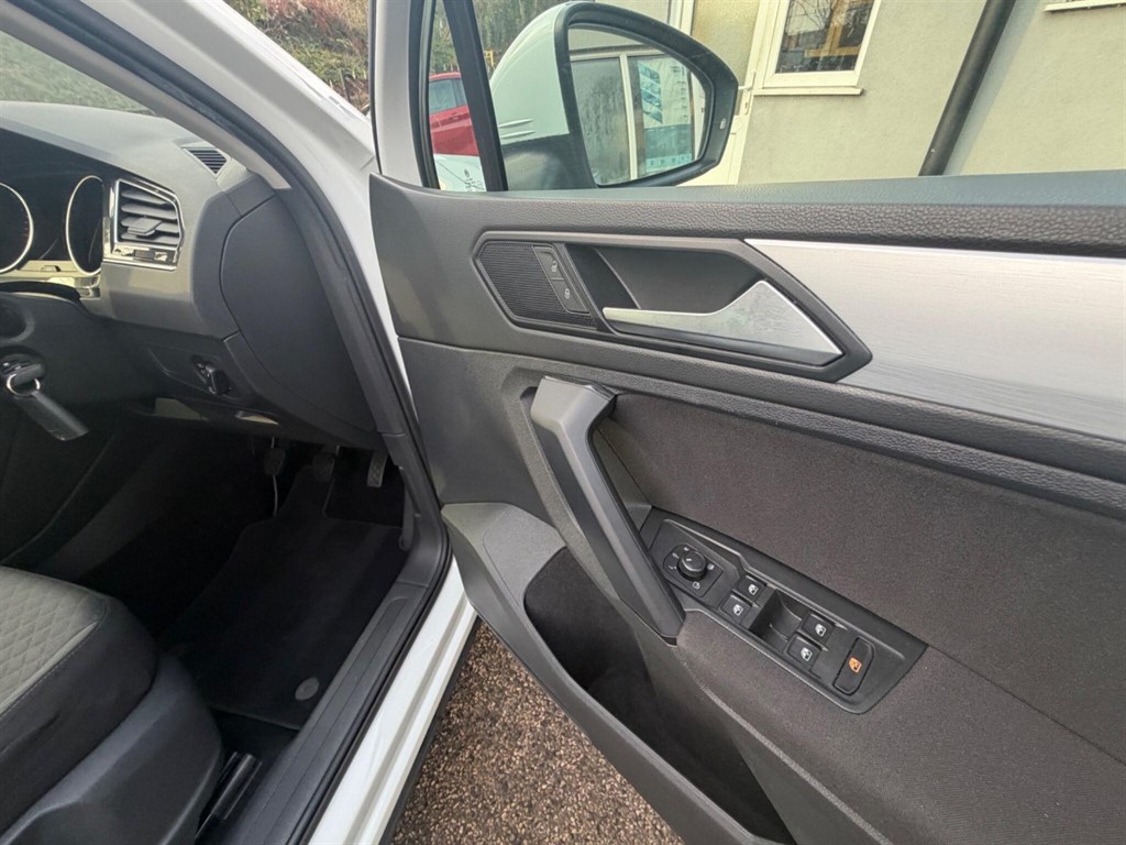 Used Volkswagen Tiguan 2019 for sale - 77347612: Photo 34