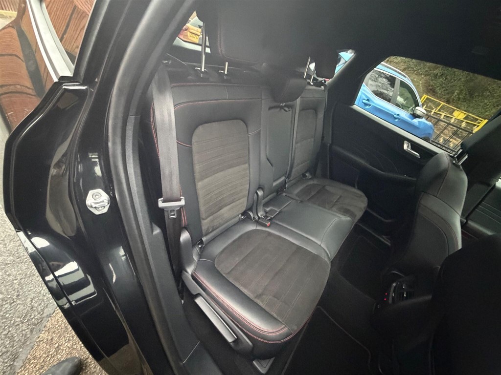 Used Ford Kuga 2022 for sale - 77347600: Photo 32