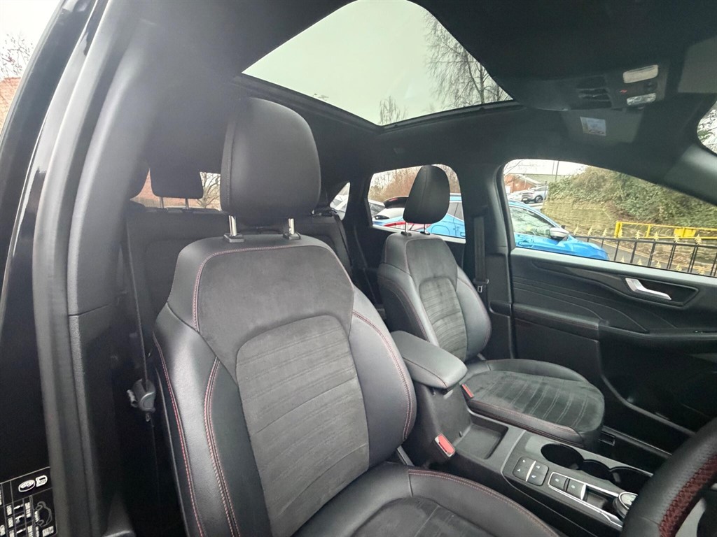 Used Ford Kuga 2022 for sale - 77347600: Photo 33