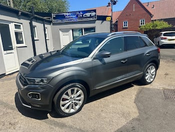 Used Volkswagen T-Roc 2018 for sale - 79711648: Photo