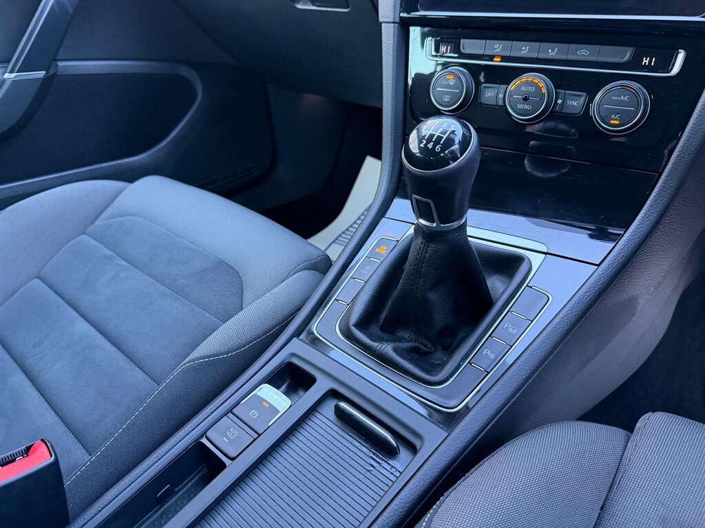 Used Volkswagen Golf 2017 for sale - 77347598: Photo 26