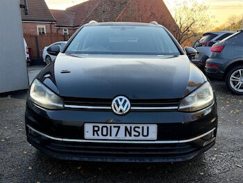 Used Volkswagen Golf 2017 for sale - 77347598: Photo