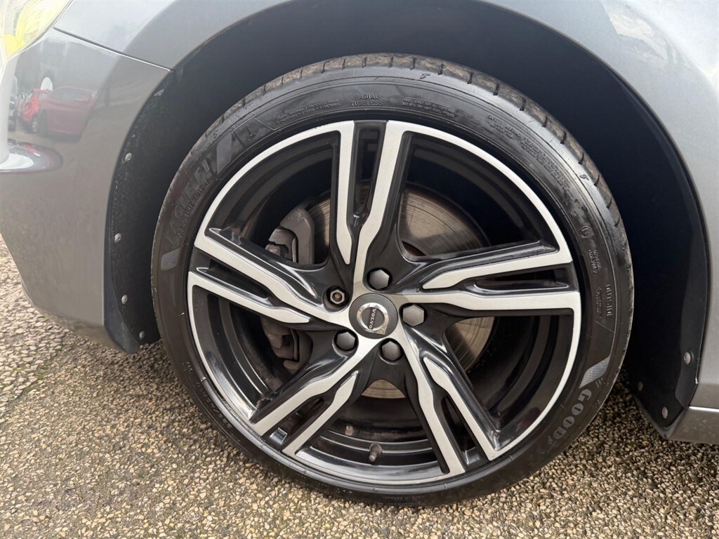 Used Volvo V40 2016 for sale - 77532416: Photo 13