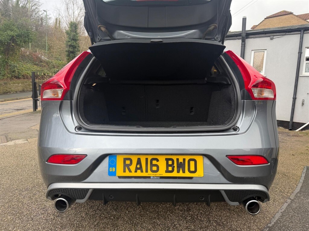 Used Volvo V40 2016 for sale - 77532416: Photo 20