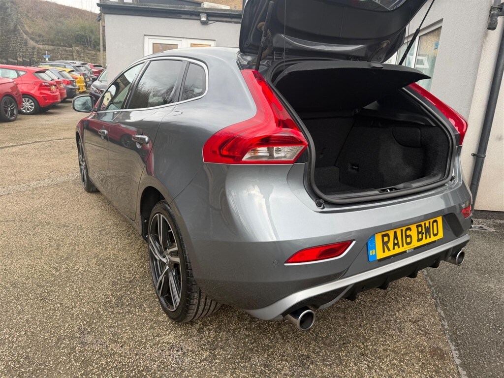 Used Volvo V40 2016 for sale - 77532416: Photo 21