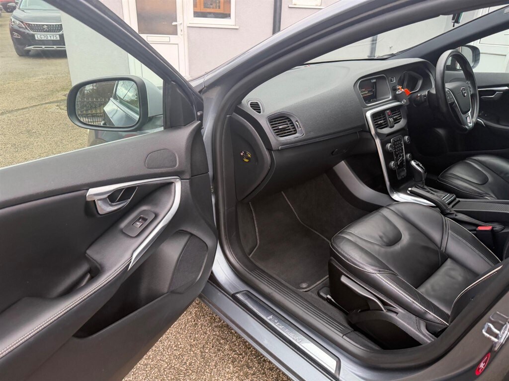 Used Volvo V40 2016 for sale - 77532416: Photo 27