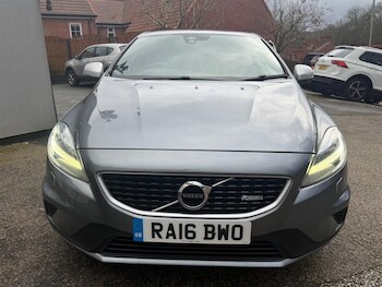 Used Volvo V40 2016 for sale - 77532416: Photo