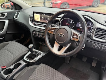 Used Kia Ceed 2021 for sale - 77420702: Photo