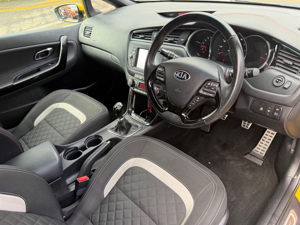 Used Kia Pro Ceed 2017 for sale - 77653368: Photo 15