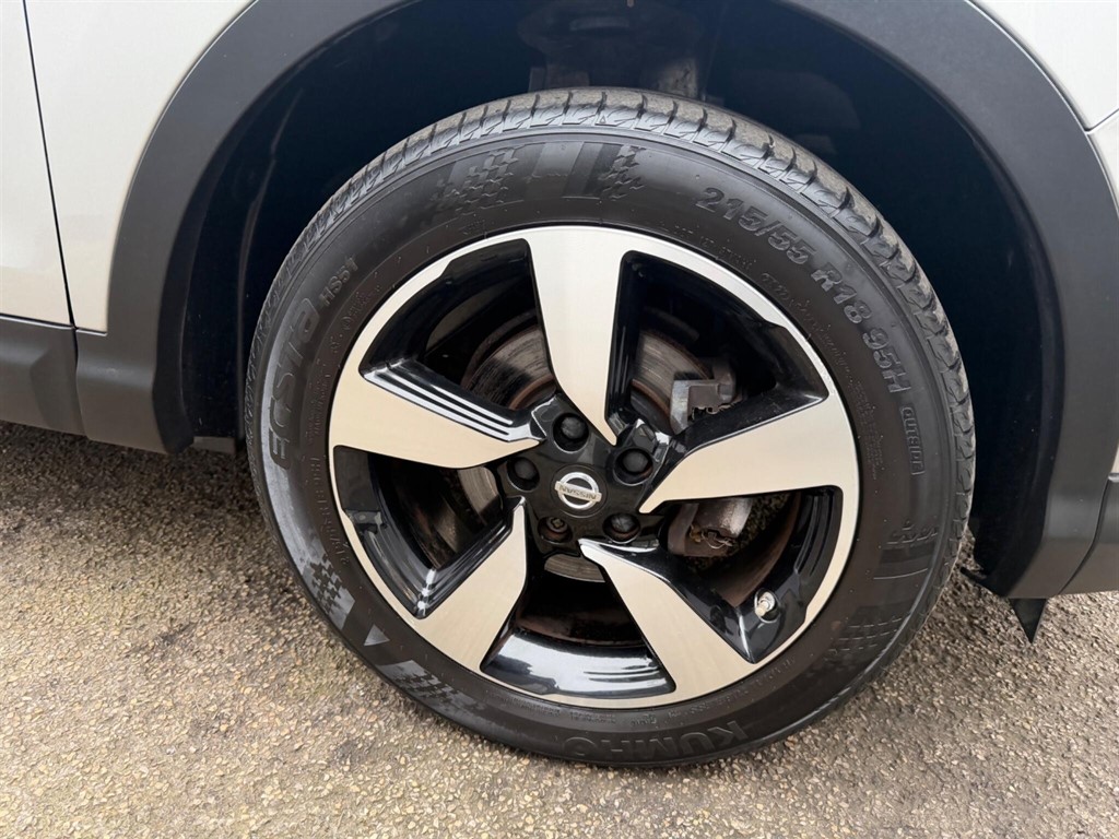 Used Nissan Qashqai 2016 for sale - 77795223: Photo 11