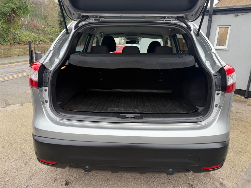 Used Nissan Qashqai 2016 for sale - 77795223: Photo 15