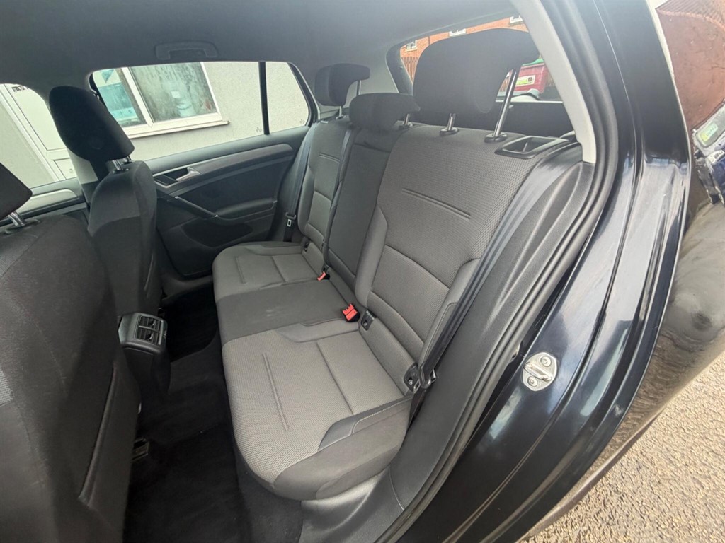 Used Volkswagen Golf 2015 for sale - 77570331: Photo 21