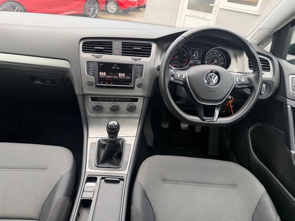 Used Volkswagen Golf 2015 for sale - 77570331: Photo 23