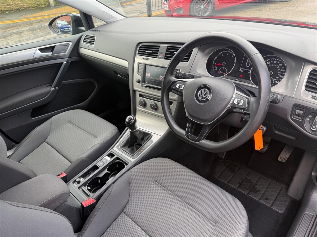 Used Volkswagen Golf 2015 for sale - 77570331: Photo 26