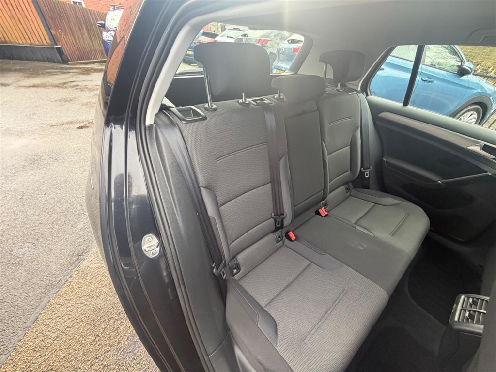 Used Volkswagen Golf 2015 for sale - 77570331: Photo 29