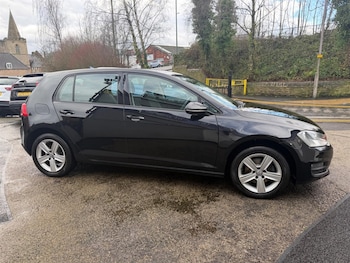 Used Volkswagen Golf 2015 for sale - 77570331: Photo