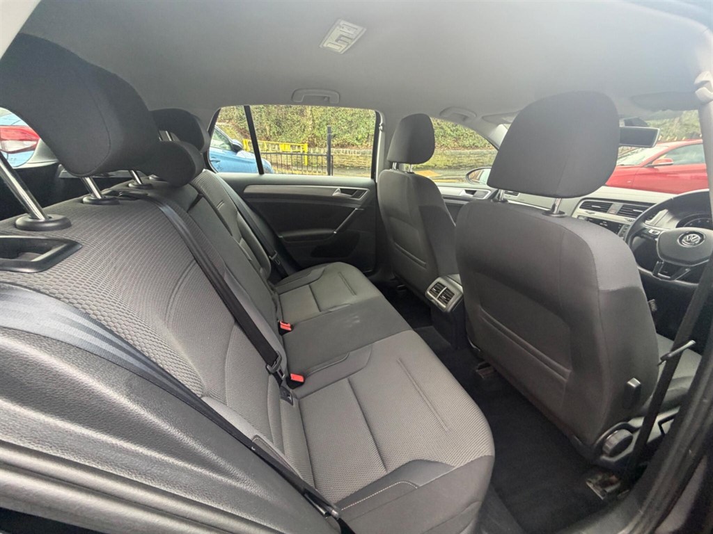 Used Volkswagen Golf 2015 for sale - 77570331: Photo 30