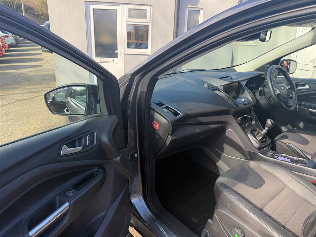 Used Ford Kuga 2016 for sale - 78028258: Photo 23