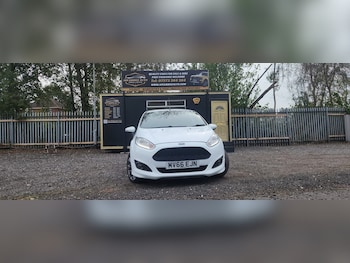 Used Ford Fiesta 2016 for sale - 76036013: Photo
