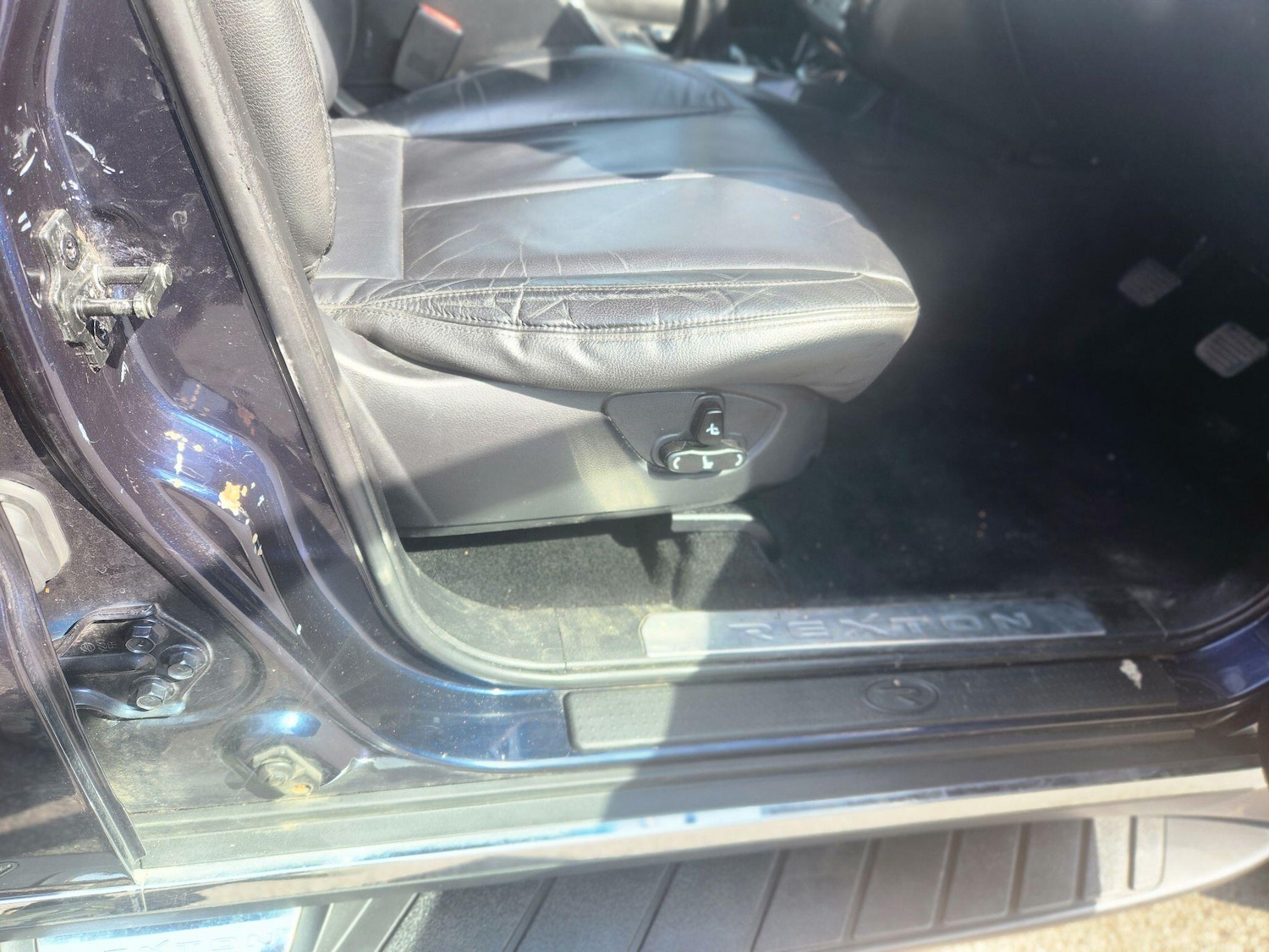Vehicle 28