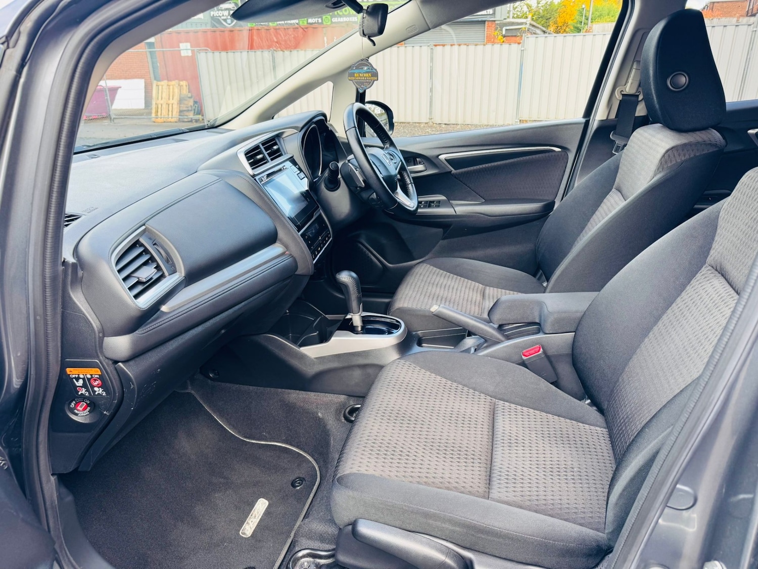 Used Honda Jazz 2019 for sale - 76377045: Photo 24