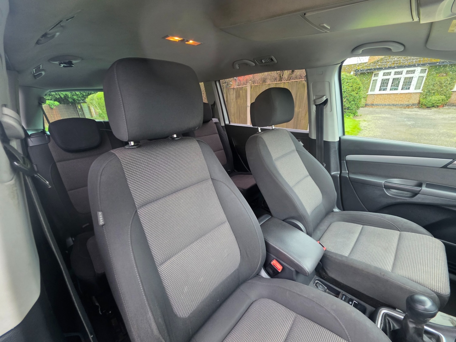 Used Volkswagen Sharan 2015 for sale - 77902845: Photo 8