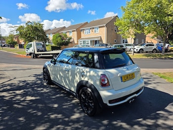 Used MINI Hatch 2011 for sale - 75701355: Photo
