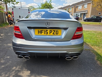 Used Mercedes-Benz C-Class 2015 for sale - 75272490: Photo