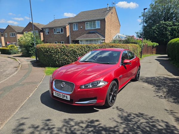 Used Jaguar XF 2013 for sale - 76206288: Photo 2