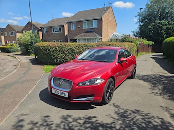 Used Jaguar XF 2013 for sale - 76206288: Photo 2