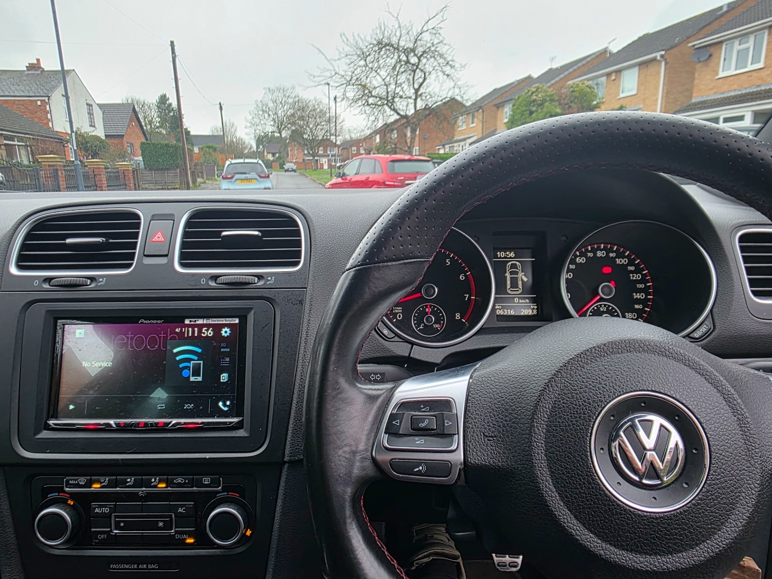 Used Volkswagen Golf 2011 for sale - 77490399: Photo 10