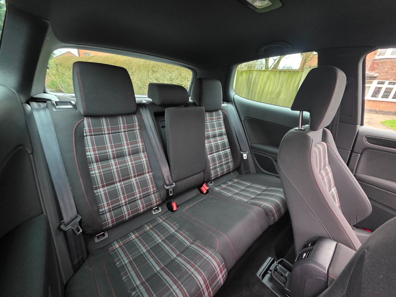 Used Volkswagen Golf 2011 for sale - 77490399: Photo 9