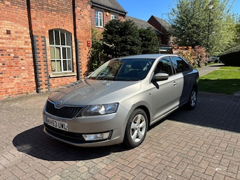 Used Skoda Rapid 2014 for sale - 78354867: Photo