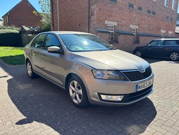 Used Skoda Rapid 2014 for sale - 78354867: Photo
