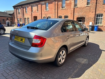 Used Skoda Rapid 2014 for sale - 78354867: Photo