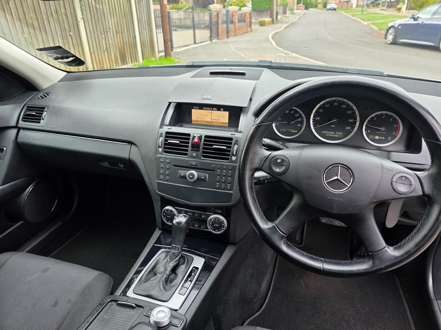 Used Mercedes-Benz C Class 2009 for sale - 76143339: Photo 11