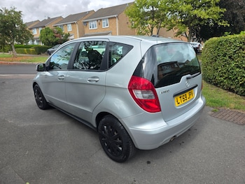 Used Mercedes-Benz A-Class 2010 for sale - 75761283: Photo
