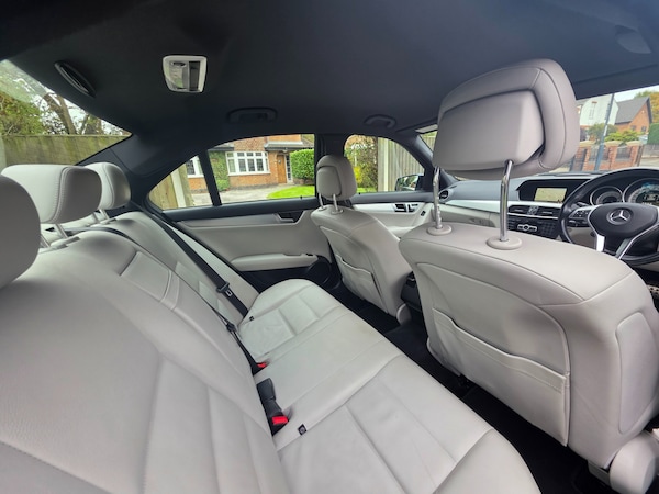 Used Mercedes-Benz C-Class 2012 for sale - 76205601: Photo 11