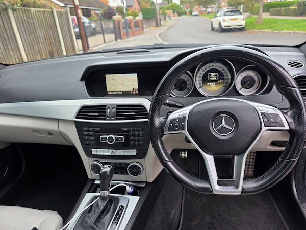 Used Mercedes-Benz C-Class 2012 for sale - 76205601: Photo 13