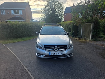 Used Mercedes-Benz B Class 2014 for sale - 79064743: Photo