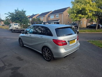 Used Mercedes-Benz B Class 2014 for sale - 79064743: Photo
