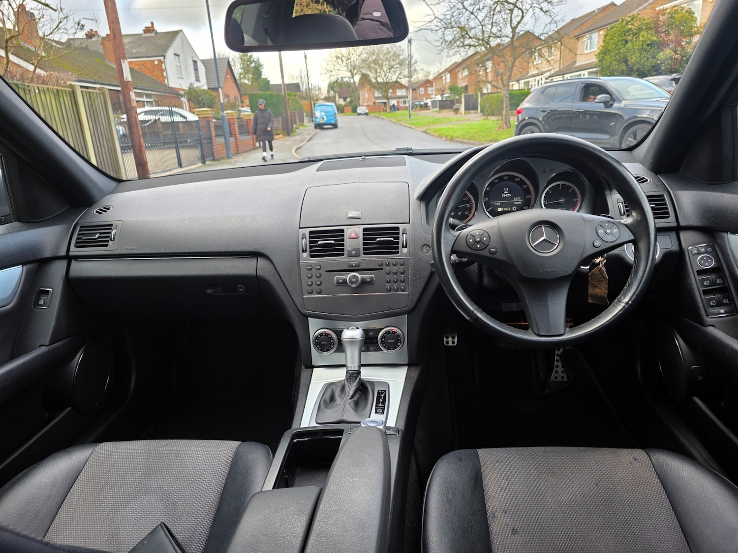 Used Mercedes-Benz C Class 2010 for sale - 77236967: Photo 7