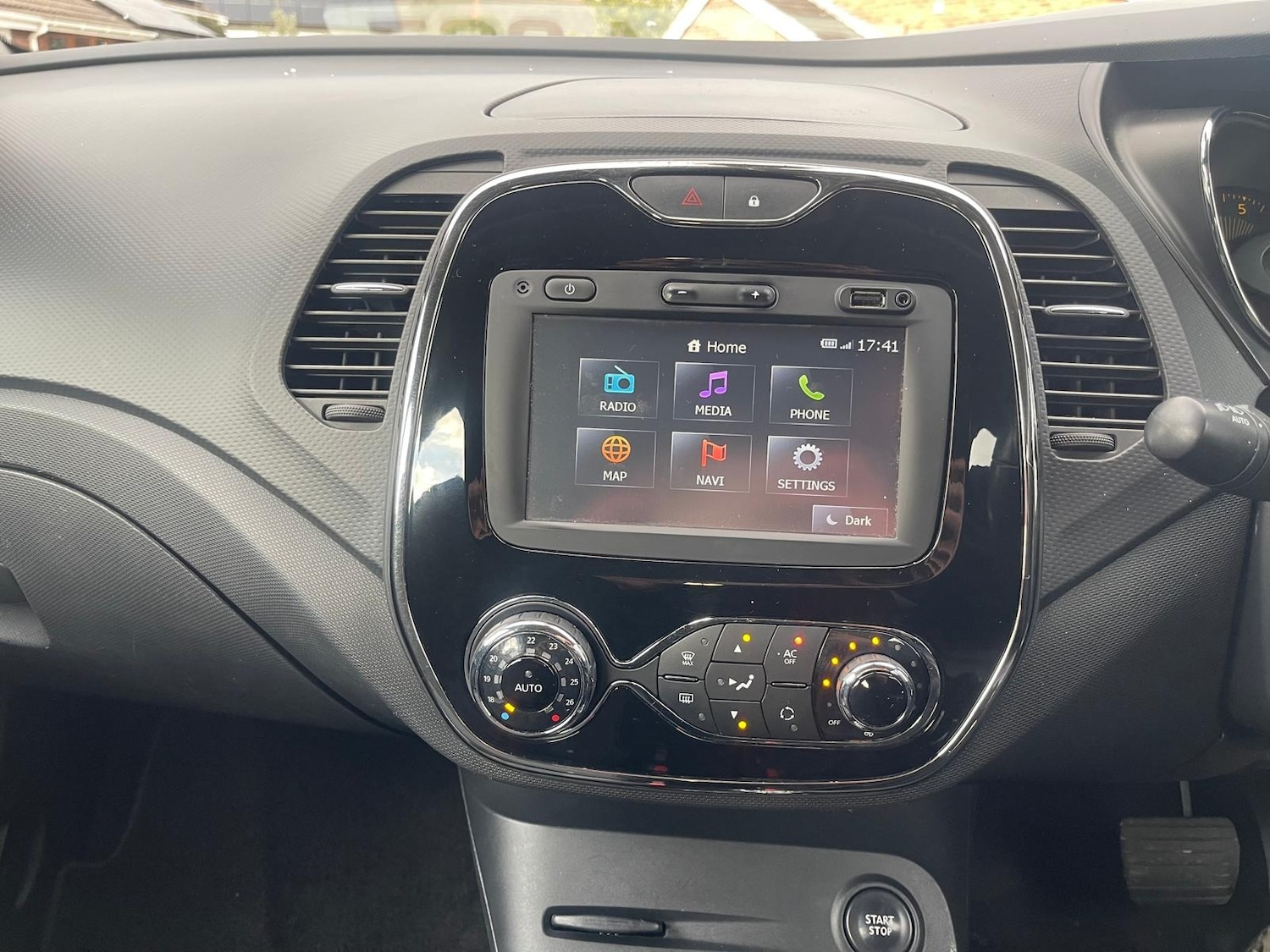 Used Renault Captur 2014 for sale - 78105491: Photo 10