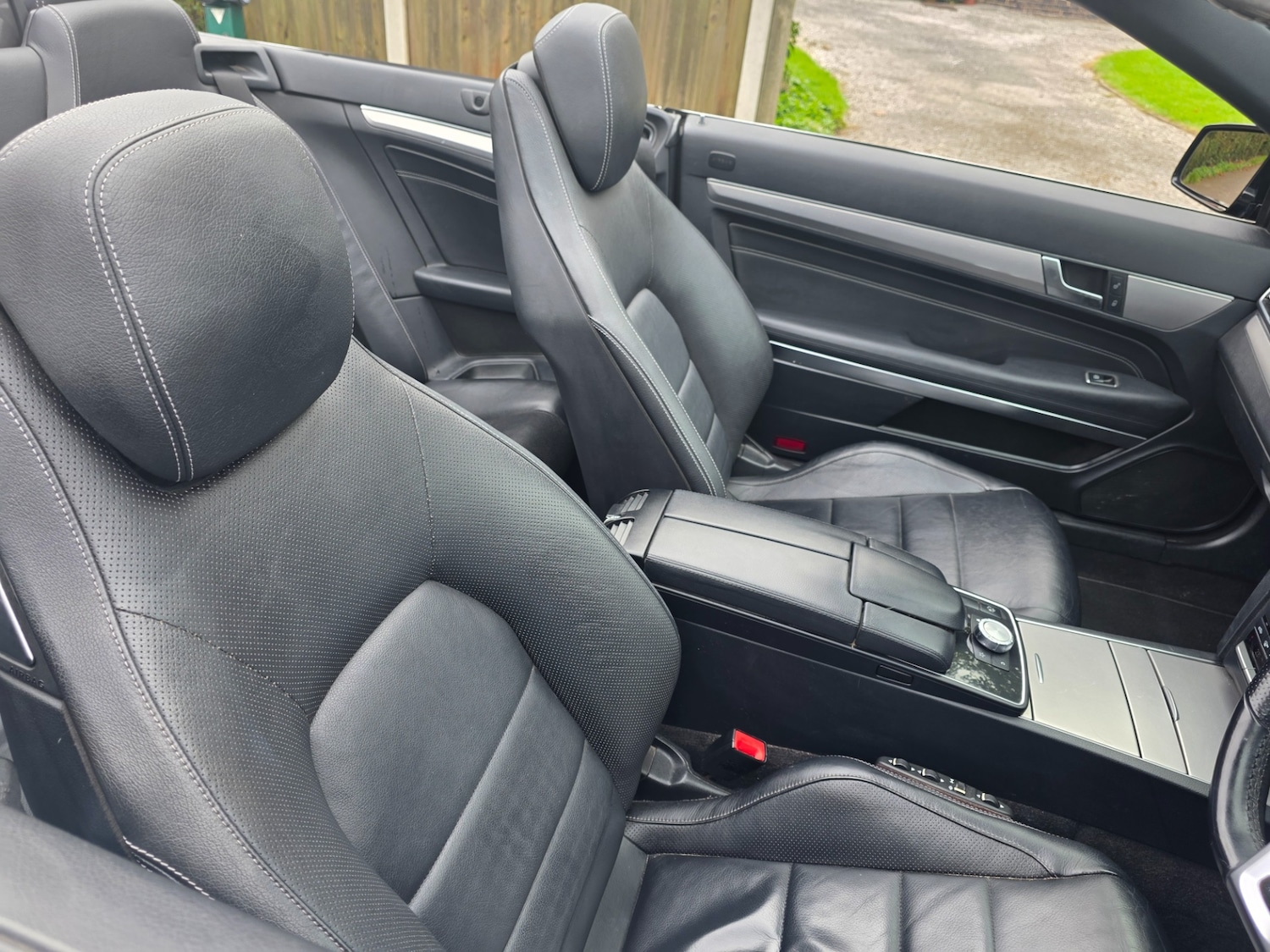 Used Mercedes-Benz E Class 2014 for sale - 76300566: Photo 11