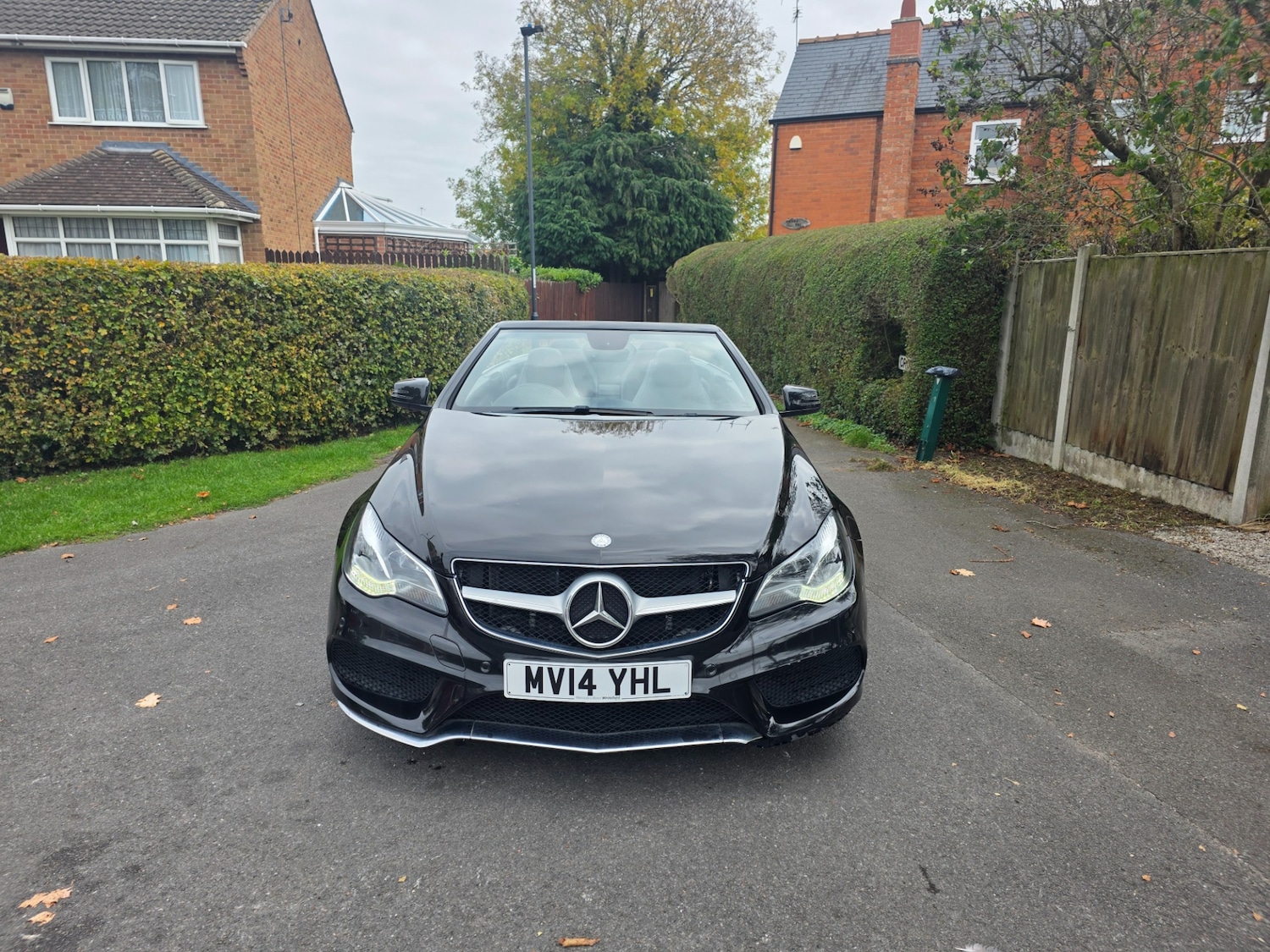 Used Mercedes-Benz E Class 2014 for sale - 76300566: Photo 2