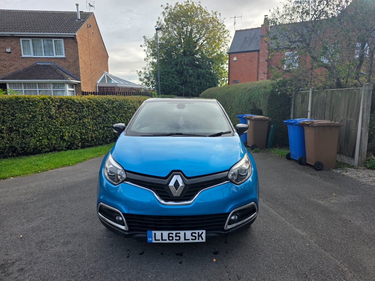 Used Renault Captur 2015 for sale - 76192543: Photo 2