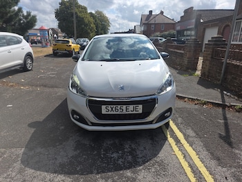 Used Peugeot 208 2016 for sale - 79614674: Photo