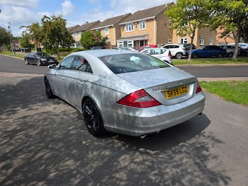 Used Mercedes-Benz CLS 2009 for sale - 75536002: Photo